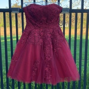 JVN Strapless Formal Dress